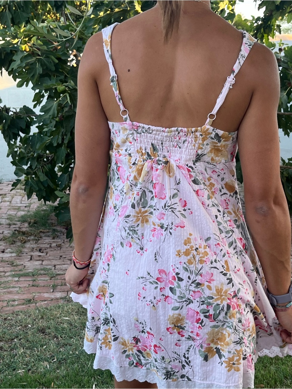 Wild Fable Floral Mini Sundress. Sz M. Straps with button front. Lace trim - Picture 4 of 8